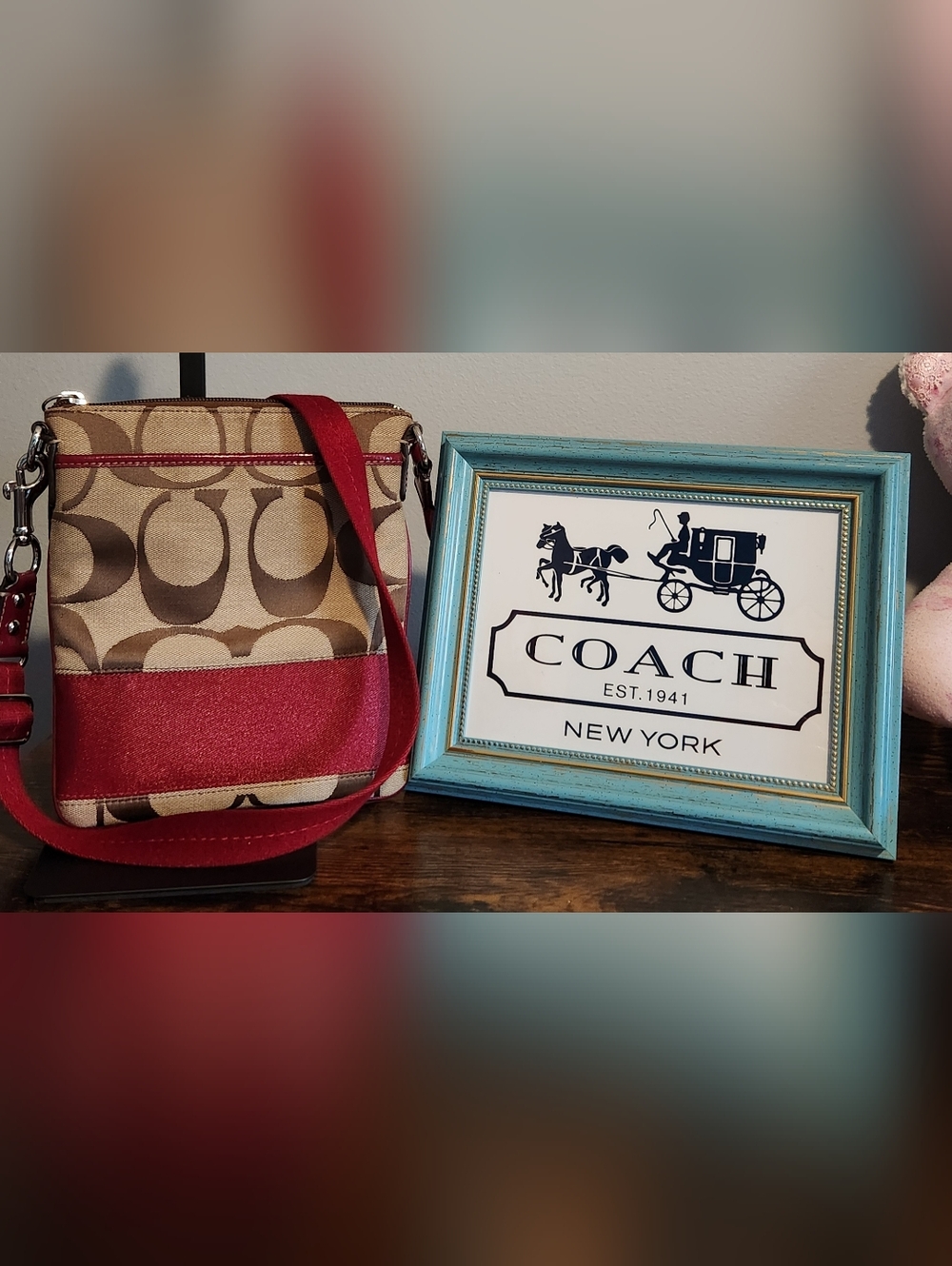Coach Khaki Red Signature Canvas Swingpack Crossbody Bag. EUC - Picture 3 of 12